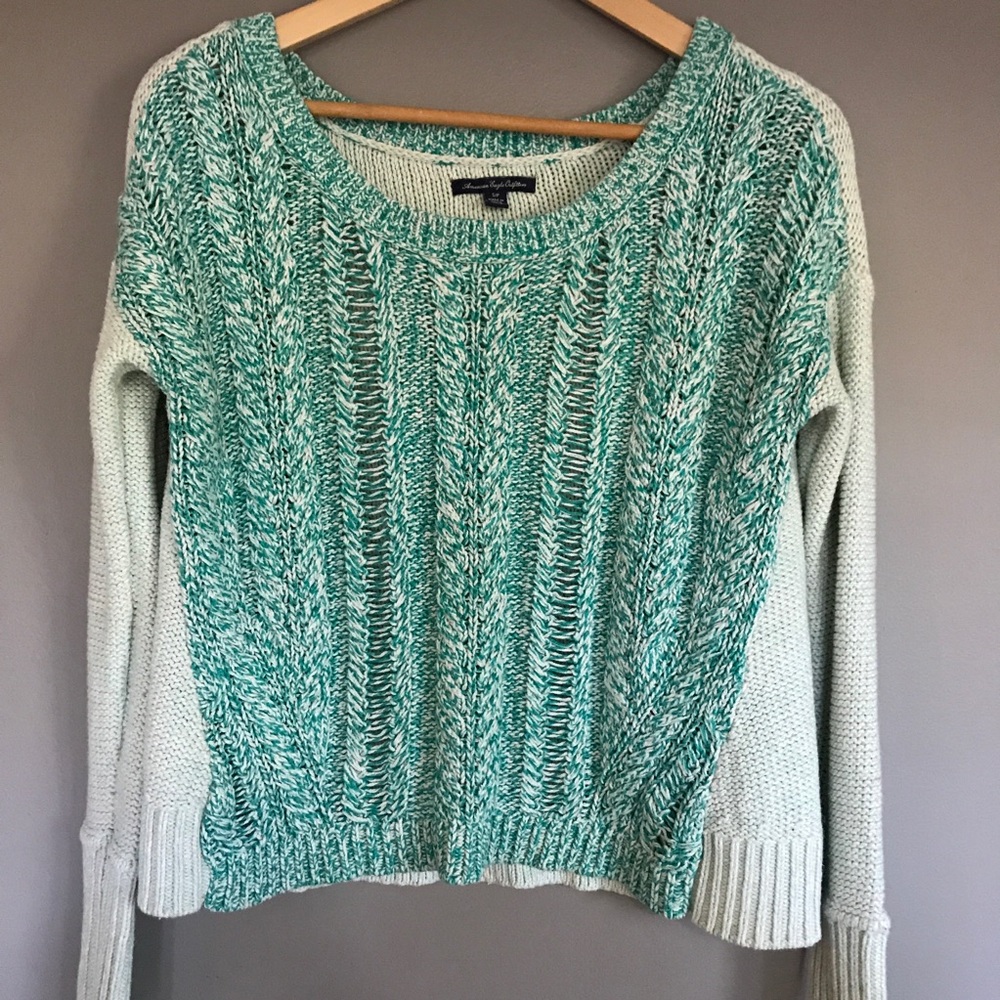 American Eagle Sweater